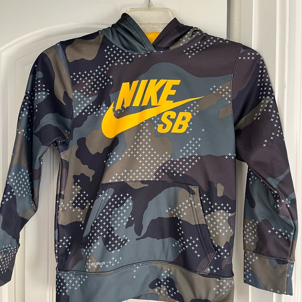 Boy’s Nike Hoodie